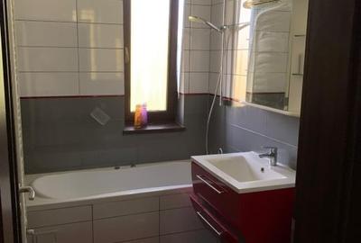 Vilă modernă și spațioasă cu grădină — Giroc, la intrare în Timișoara Vilă modernă și spațioasă cu grădină — Giroc, la intrare în Timișoara - 9