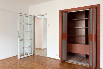 APARTAMENT CU CENTRALA - AFLAT PE BULEVARD APROAPE DE PTA ALBA IULIA - UNIRII - 17