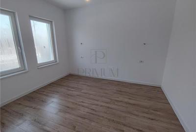 Duplex cu 3 camere cu Canalizare în Moșnița Nouă - 8