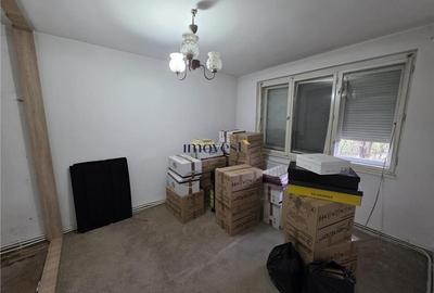 Apartament cu 2 camere semidecomandat în Careiului - 2