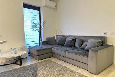 Apartament cu 2 camere semidecomandat, mobilat în Giroc