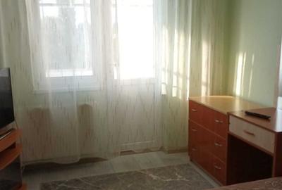 Apartament cu 2 camere nedecomandat în Central