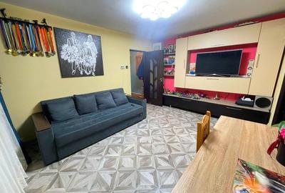Apartament cu 2 camere semidecomandat, mobilat în Podul de Piatră - 3