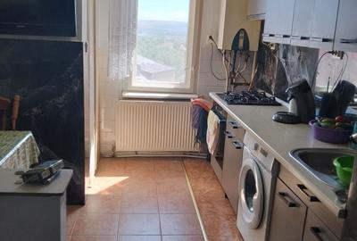 Apartament cu 2 camere decomandat în Ampoi 1