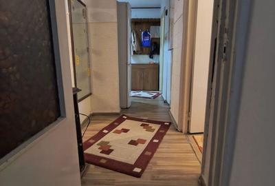 Apartament cu 2 camere decomandat în Inel II - 10