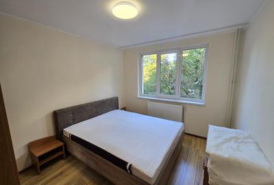 Apartament cu 2 camere decomandat în Titan - 2