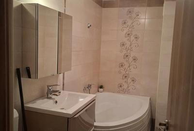 Apartament cu 2 camere decomandat în Nerva Traian