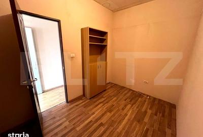 Casă cu 7 camere cu Teren 1342 Mp în Central - 9