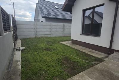 Casă cu 4 camere în Domnești - 11
