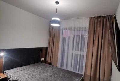Apartament cu 2 camere decomandat în Est