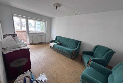 Apartament cu 4 camere decomandat în Central - 1