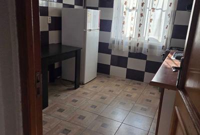 Garsonieră decomandată în Central - 2