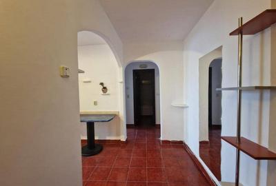 Apartament cu 2 camere decomandat în Grigorescu
