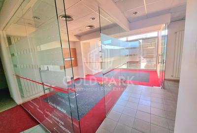 Sp. Comercial - Zona Fabricii/ Marasti- Vitrina/2 Cai de Acces - 3