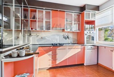 De inchiriat apartament 4 camere | Curte 127 mp | Foisor & parcare - 7