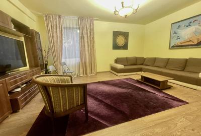Casa individuala spatioasa intr-o curte linistita 6 camere Andrei Muresanu