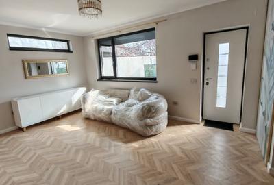 Casă individuală cu 3 camere cu Canalizare în Bd. Coșbuc - 2