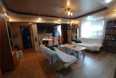 Apartament cu 4 camere decomandat în Central - 10