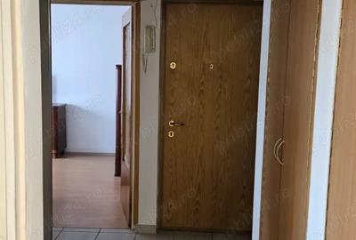 Ap.2 cam.decom,et.3 4,zona DEMOCRATIEI,bl curat si linistit,pret decent,propietar - 3