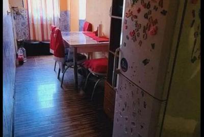 Vand apartament cu 2 camere rosiori de vede - 4