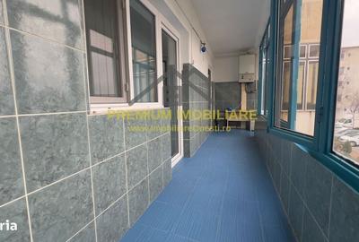 Apartament cu 3 camere decomandat în Central - 12