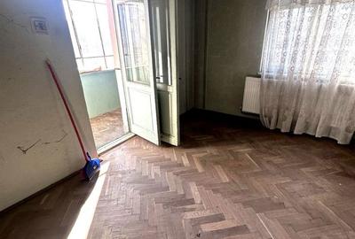 Apartament cu 2 camere decomandat în Central - 2