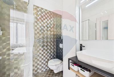 Apartament deosebit cu 3 camere | Curte 63 mp | Damaroaia - 9