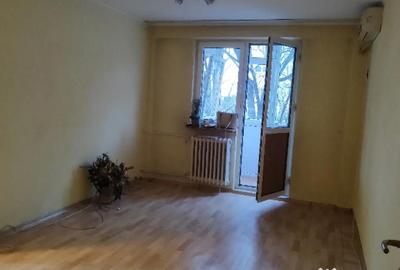 Apartament cu 2 camere semidecomandat în Pantelimon