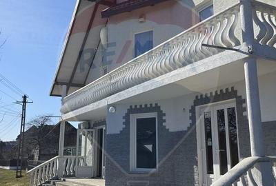 Casă cu 8 camere cu Teren 1300 Mp în Gălănești - 7