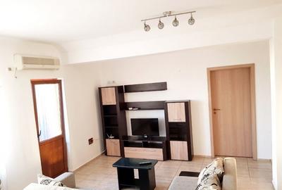 Apartament cu 2 camere decomandat în Baicului