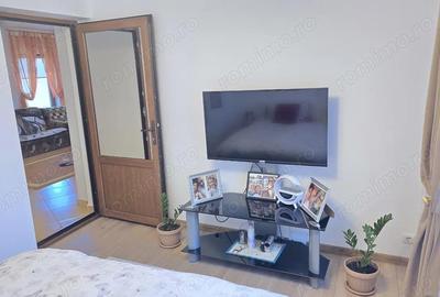 Casă cu 5 camere cu Teren 1054 Mp în Zăvoi - 9