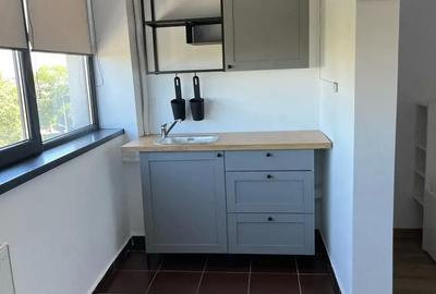 Garsonieră decomandată în Universitate - 2