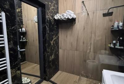 Casă cu 7 camere cu Teren 715 Mp în Central - 9