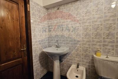 Apartament cu 2 camere decomandat în Central - 17