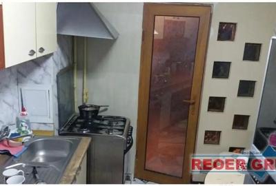 Apartament cu 3 camere semidecomandat în Central - 1