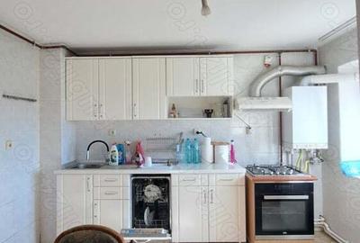 Apartament cu 3 camere decomandat în Central - 4