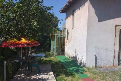 Casă cu 4 camere cu Teren 400 Mp în Tânganu - 14