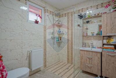 Comision 0 %! Casa de vanzare in Sacele, zona Cernatu! - 17