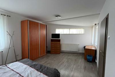 Garsonieră semidecomandată în Central - 1