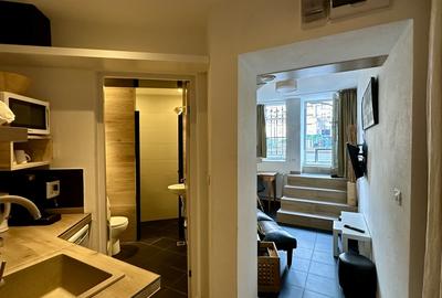 Centrul Vechi, Calea Victoriei, Splaiul Independentei - 8