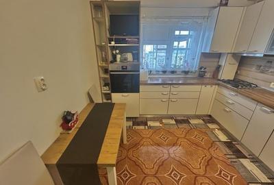 148000- 3 camere renovat- Sun Plaza-metrou- 70mp- 2bai- bloc 1982 reab - 5