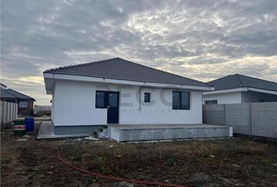 Casă cu 3 camere cu Teren 500 Mp în Sântandrei - 4