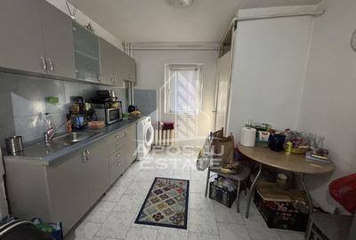 Apartament cu 2 camere semidecomandat, mobilat în Complex Studențesc - 1