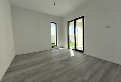 Casă individuală – 3 dormitoare, - 402 mp teren - Aviatorilor - 6