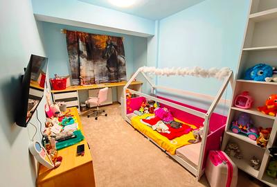 Apartament cu 3 camere decomandat în Livezeni - 6