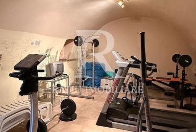 Casă cu 3 camere cu Teren 200 Mp în Central - 6