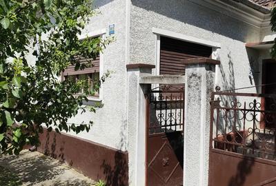 De vanzare - 3