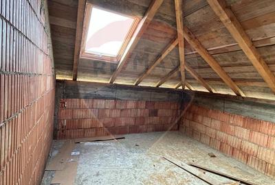 Casă individuală cu 6 camere cu Teren 316 Mp în Central - 14