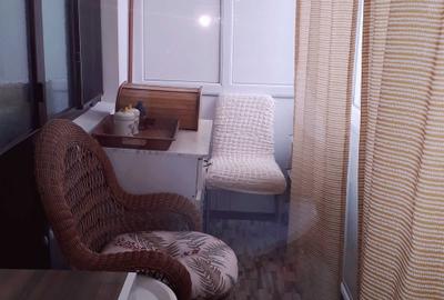 Apartament cu 4 camere decomandat în Găești - 4