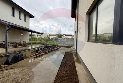 Duplex cu 4 camere cu Teren 200 Mp în Periferie - 3